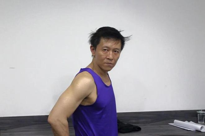 亡多日无人察觉已发臭王菲前经纪人悼念AG真人旗舰厅台湾男星陈光前家中死(图6)